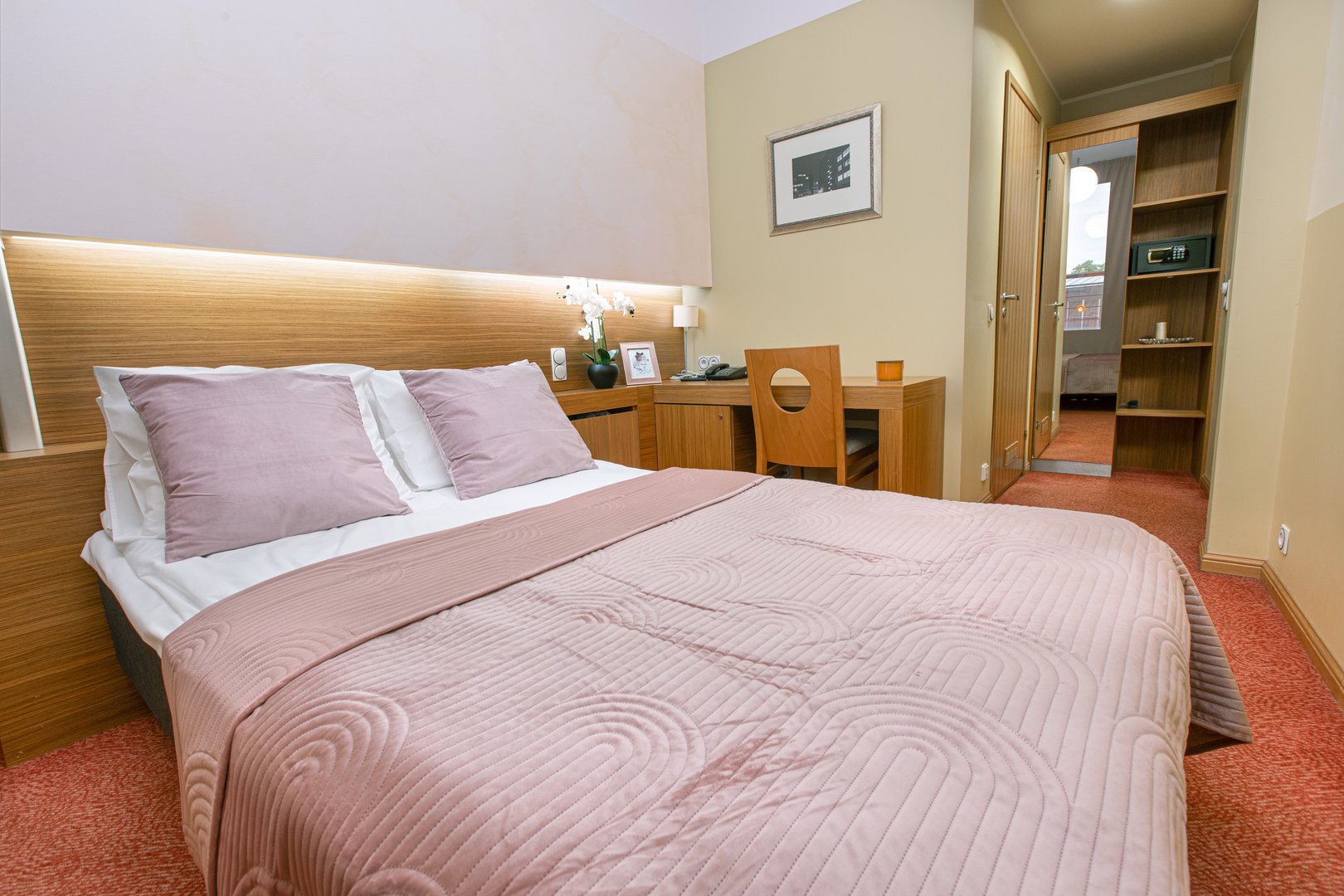 uncategorized photo for apartment property-bern-twin-214