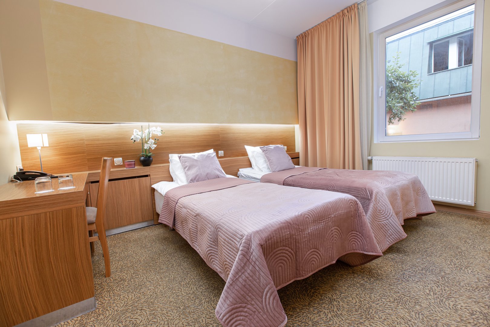 uncategorized photo for apartment property-bern-twin-214